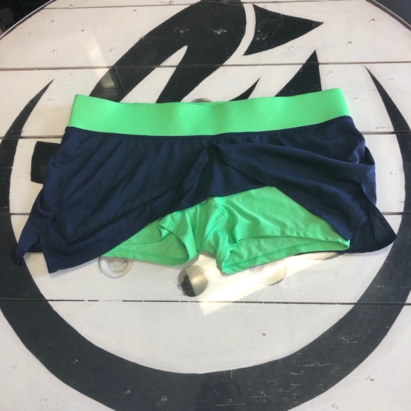 Nike running skirt - Picture 2 of 2